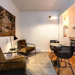 Apartment Habitat Parisien - Louvre Rivoli